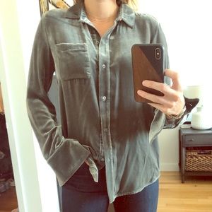 Vince velvet button down!!